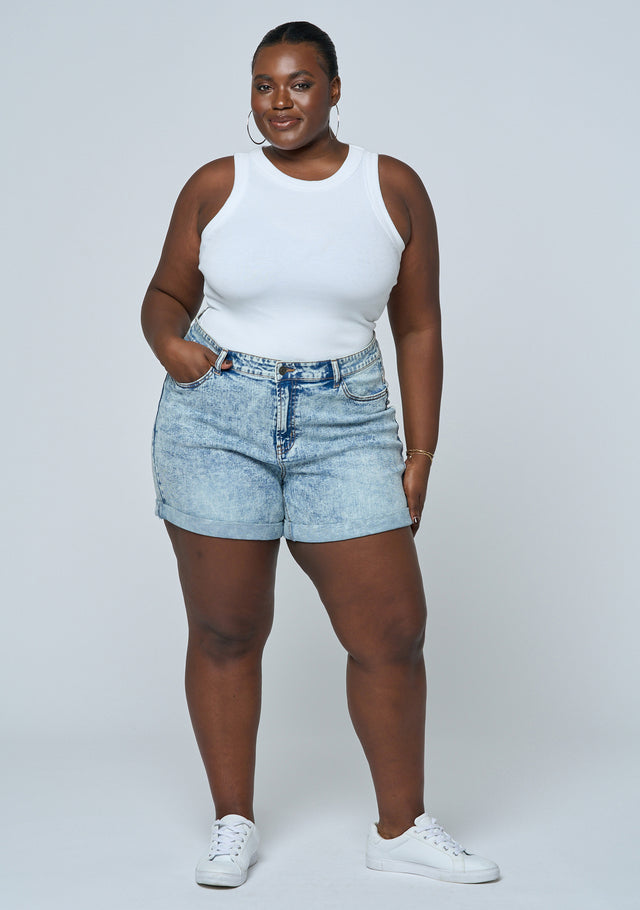 Molly Boyfriend Short