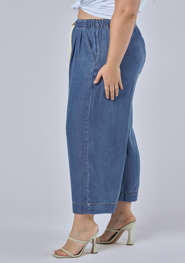 Cleo Chambray Crop Pant