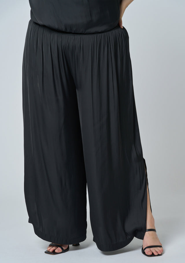 Black Night Wide Leg Pant