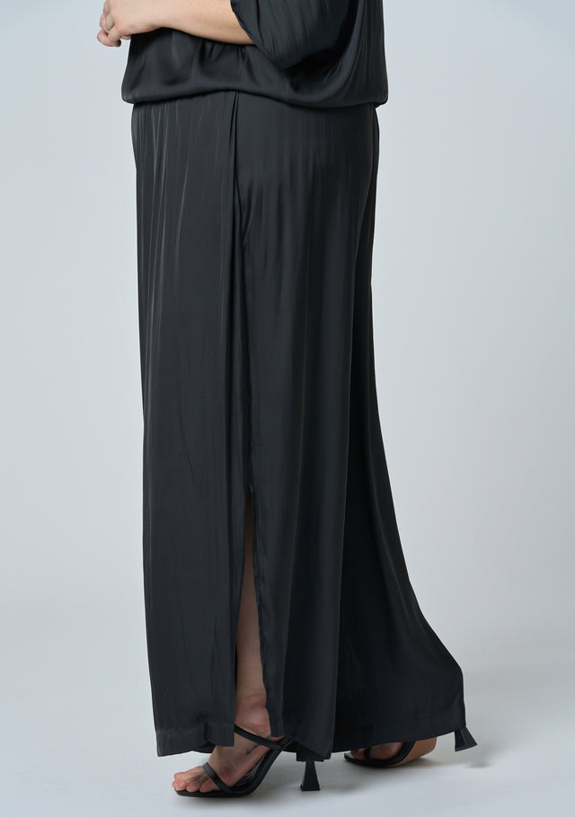 Black Night Wide Leg Pant