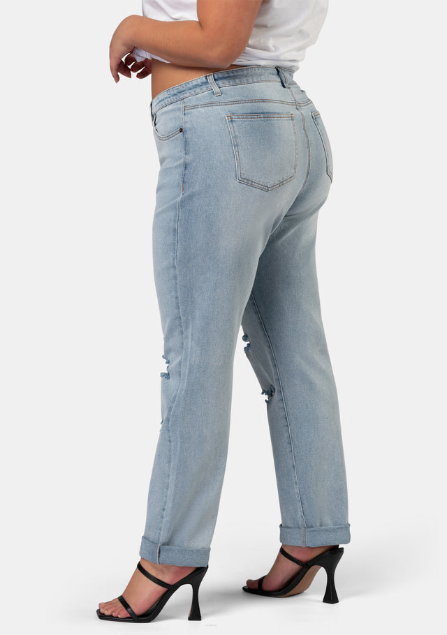 Psycho Ripped Boyfriend Jean